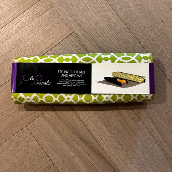 BNWT STYLING TOOL BAG AND HEAT MAT - Picture 4 of 7